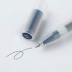 MUJI - 0.5mm Blue Black Smooth Gel Ink Ballpoint Cap Pen (10 pieces) - Image 2